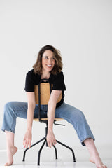 Black Mom Cropped Tee