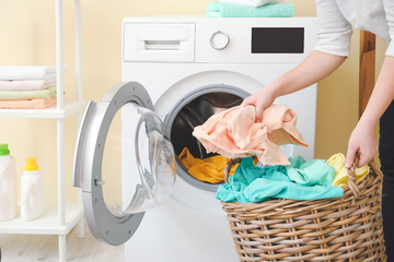  Plastic-Free Laundry Routine