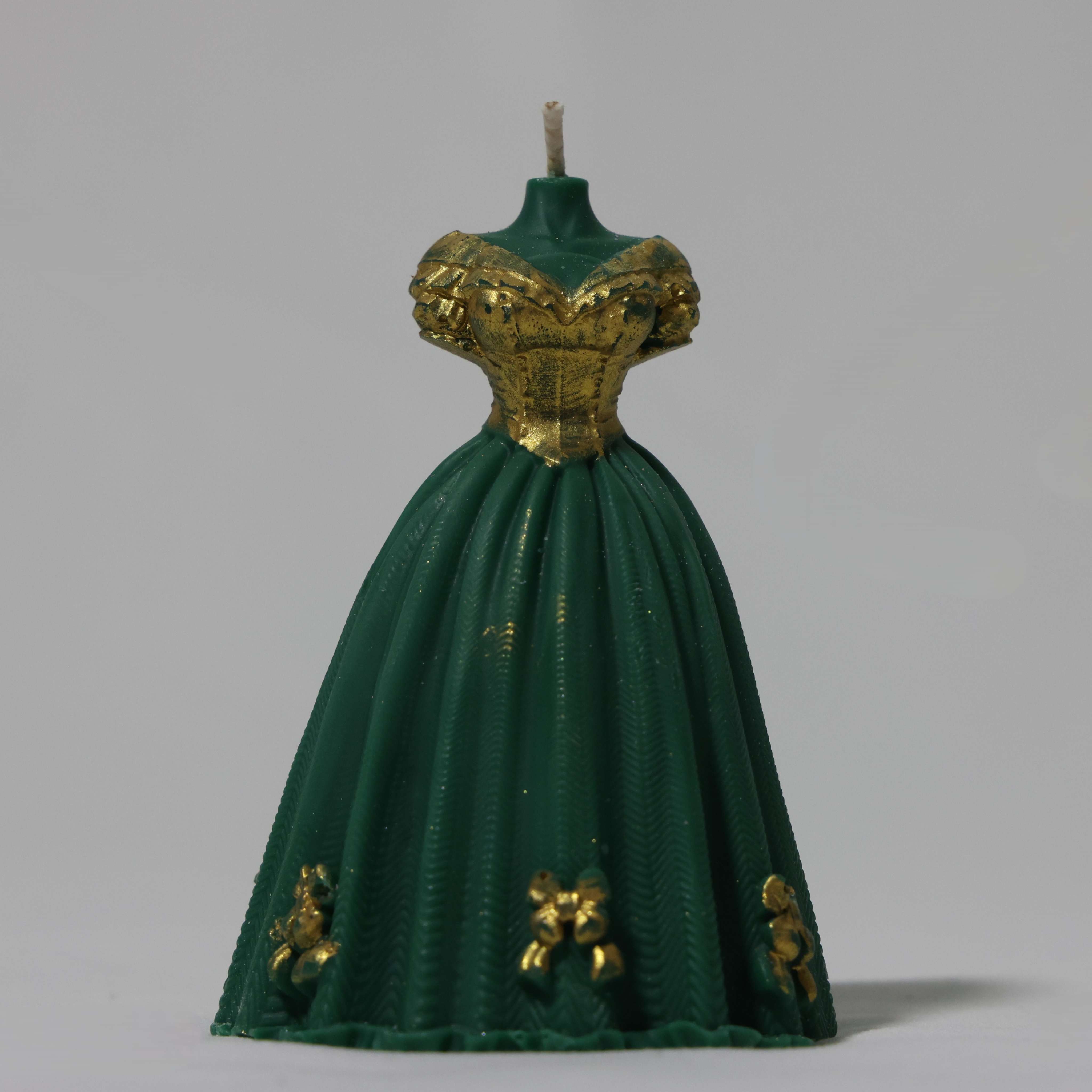 Coconut Soy Wax Queen Gown Candle - Large