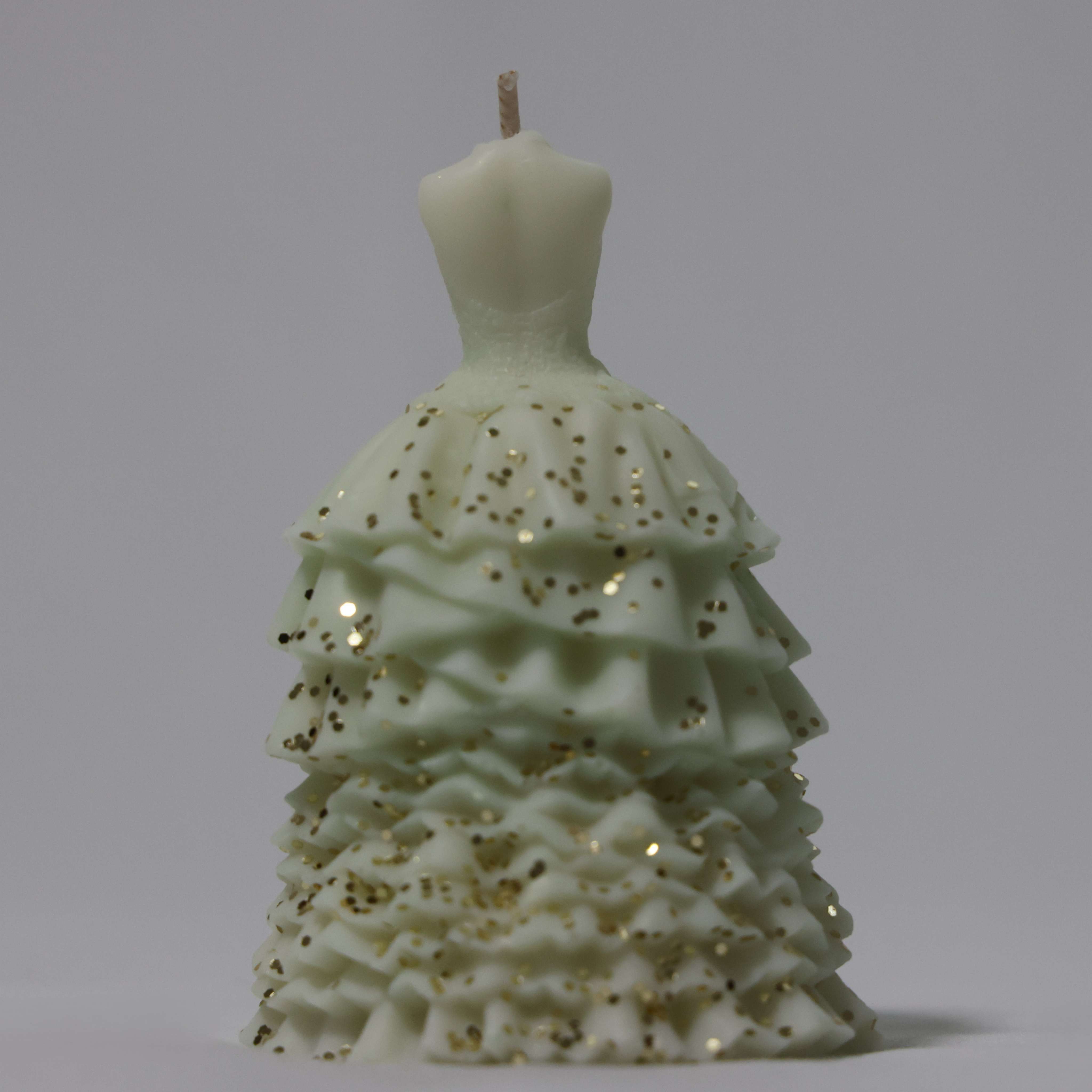 Coconut Soy Wax Glamour Gown Candle - Medium