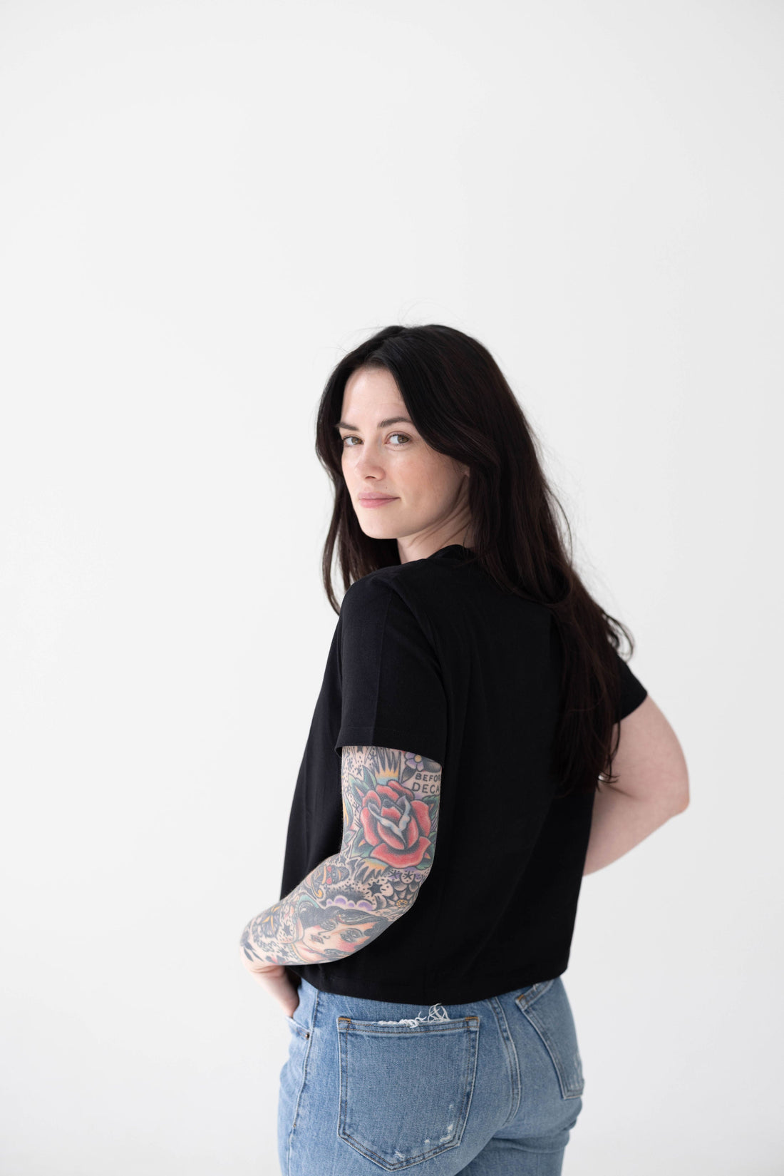 Black Mom Cropped Tee