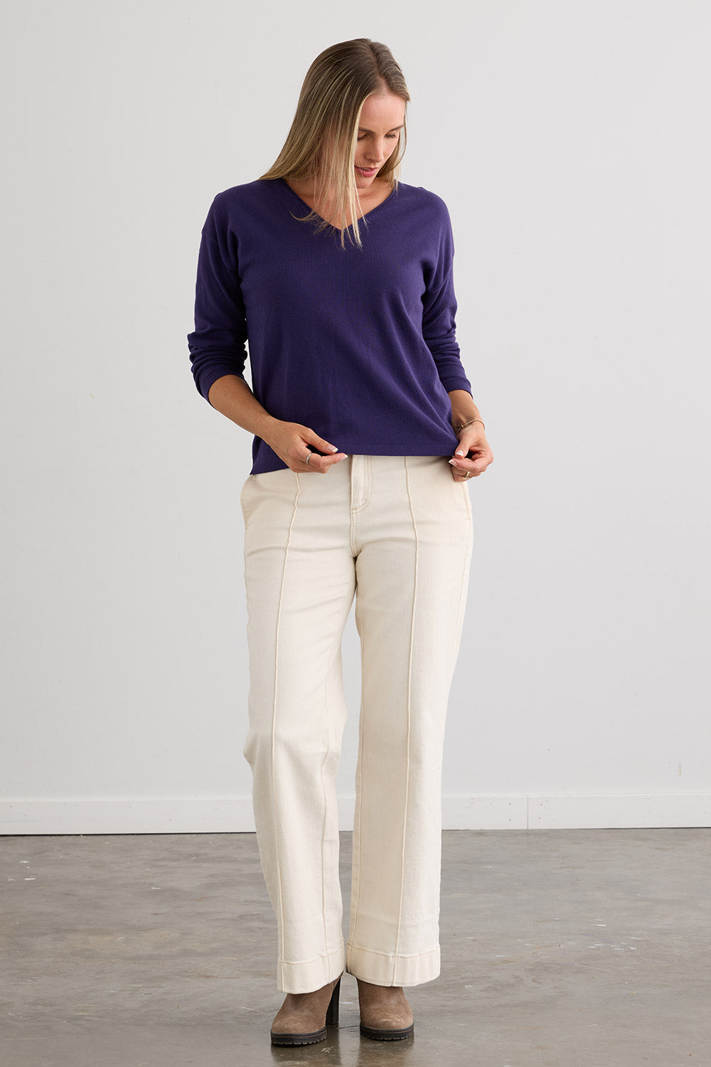 Women's Organic Cotton Relaxed V-Neck Sweater