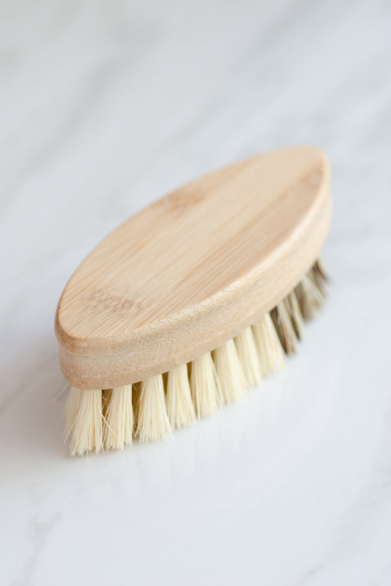 CASA AGAVE® Duo Tone Vegetable Brush