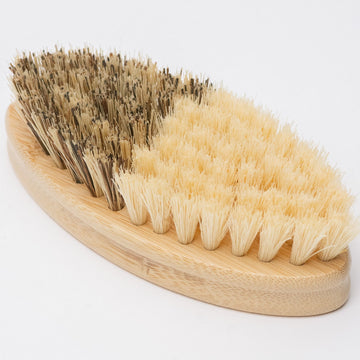 CASA AGAVE® Duo Tone Vegetable Brush