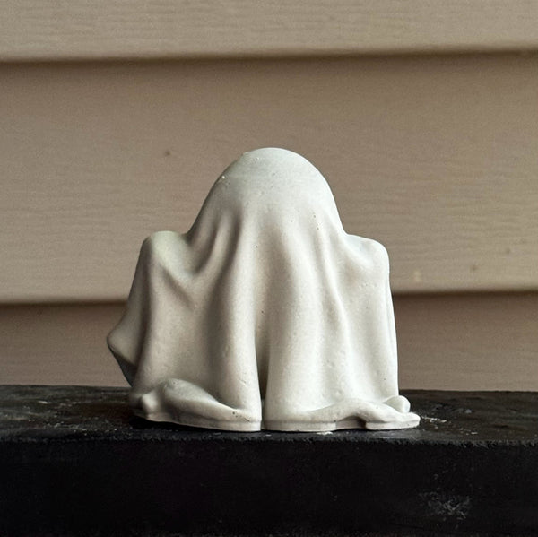 Cute Halloween Ghost - Concrete Decor