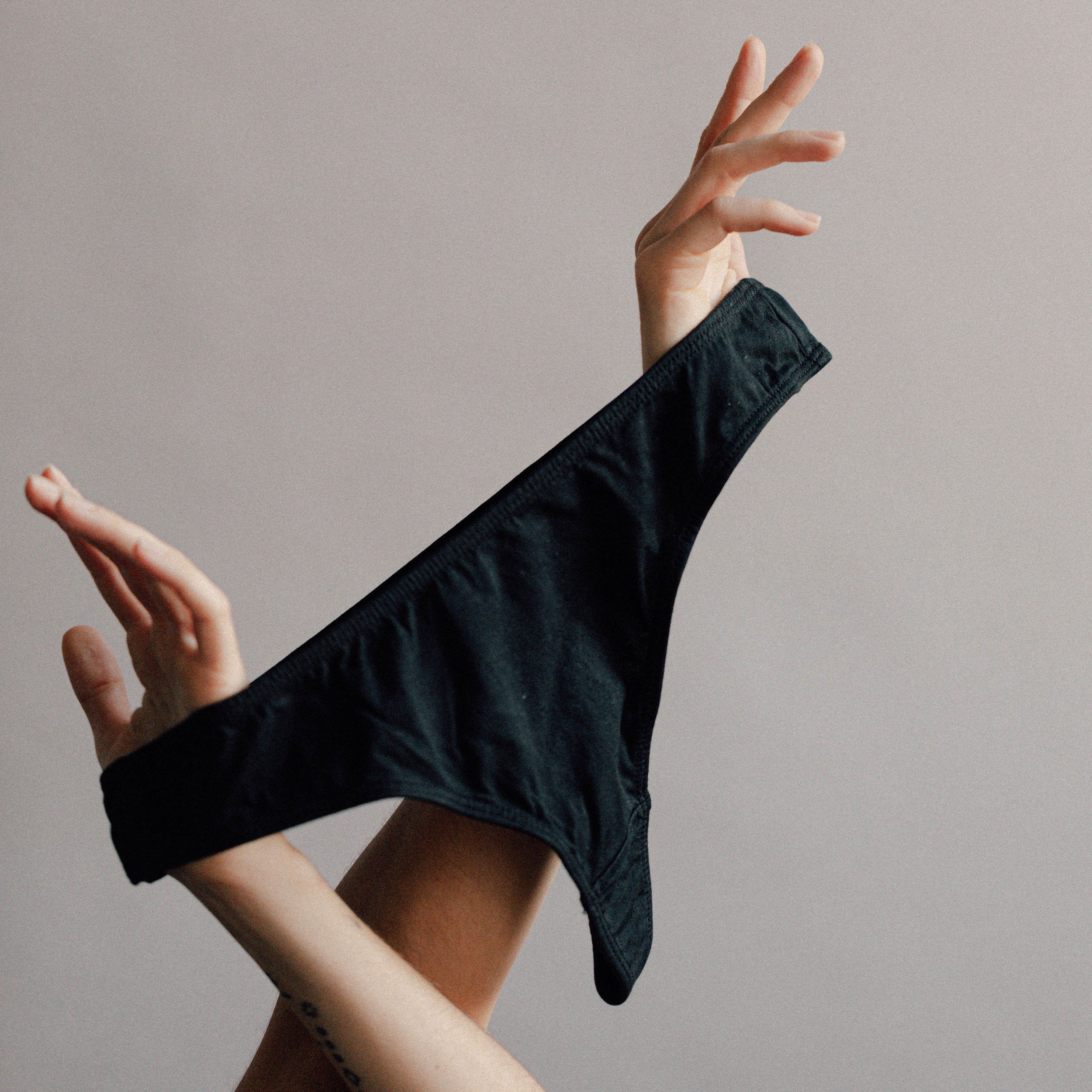 Compostable Organic Cotton Thong (8 Color Options)