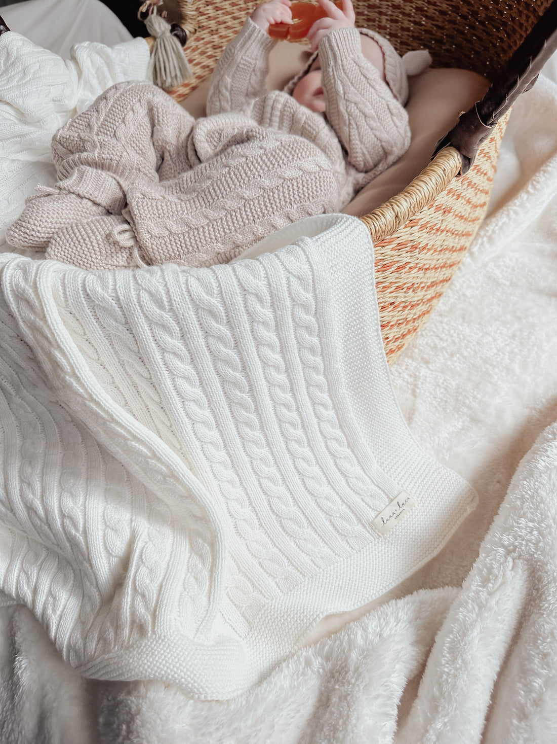 Cable Knit Baby Blanket - White