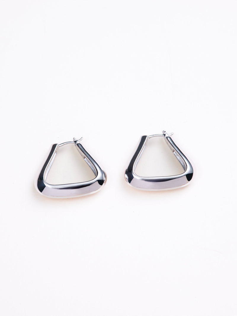 Lyle Medium Triangle Hoops