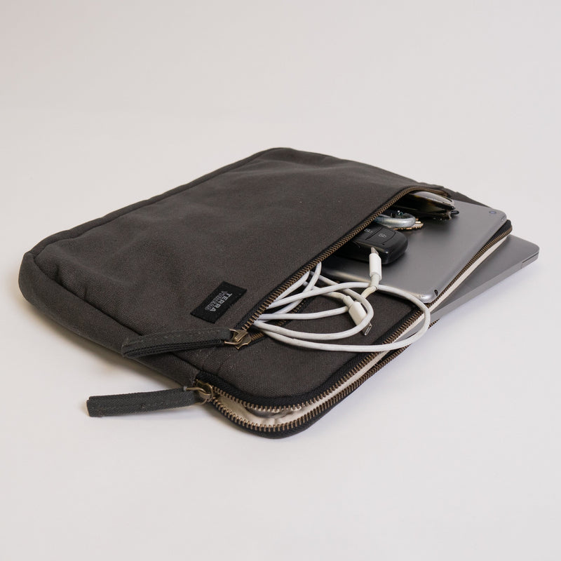 Erdig Laptop Sleeve 13" (16 Color Options)