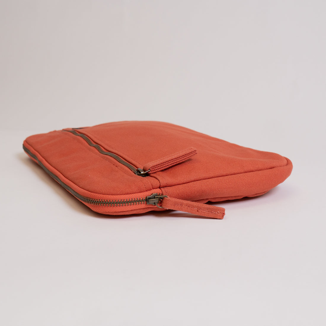 Erdig Laptop Sleeve 13" (16 Color Options)