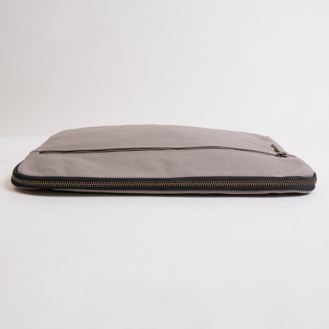 Erdig Laptop Sleeve 15" (14 Color Options)