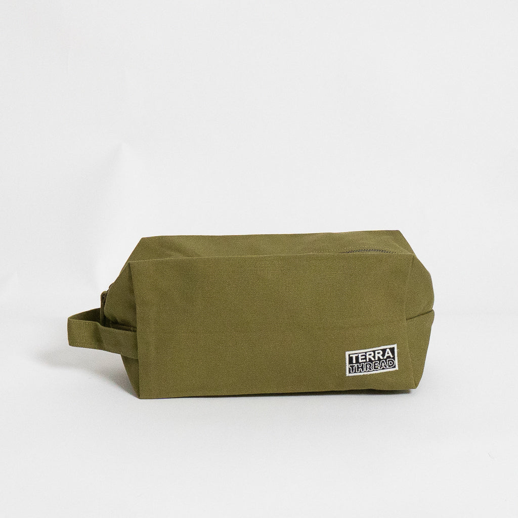 Sustainable Toiletry Bag (7 Color Options)