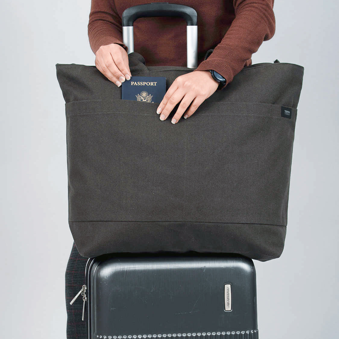 Travel Tote Bag with Sleeve (3 Color Options)