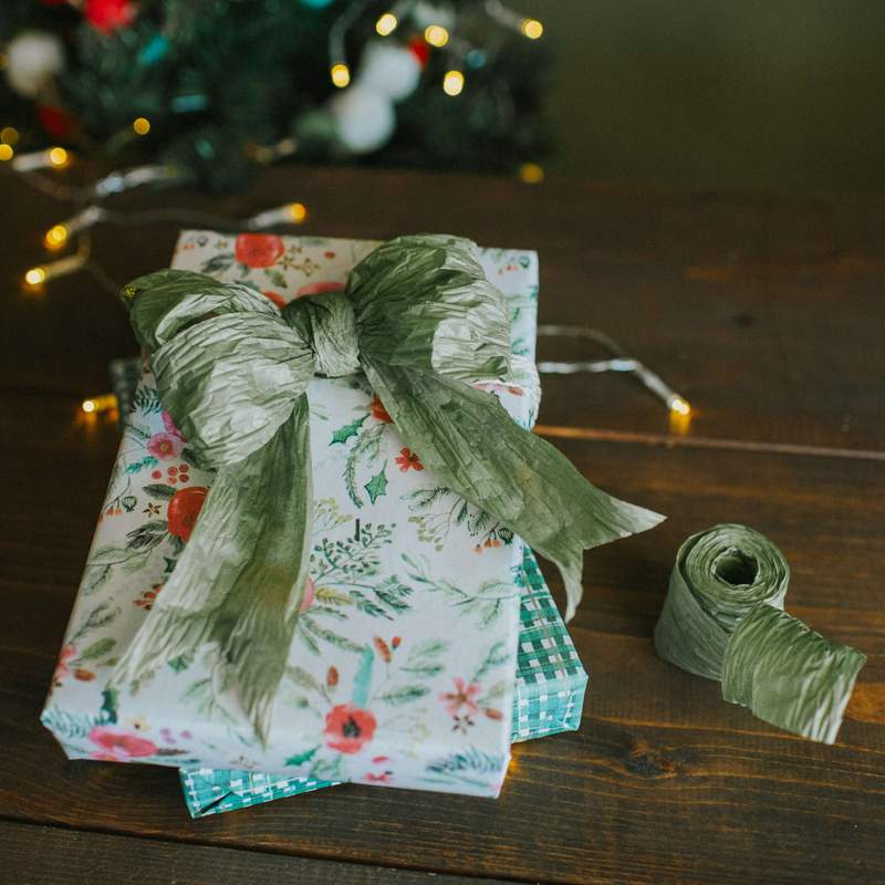 Winter Floral Eco Gift Wrap (Double Sided)