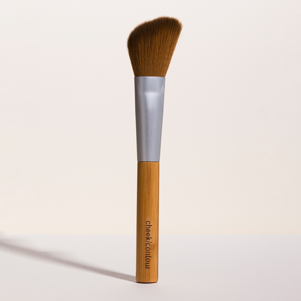Bamboo Cheek & Contour Brush